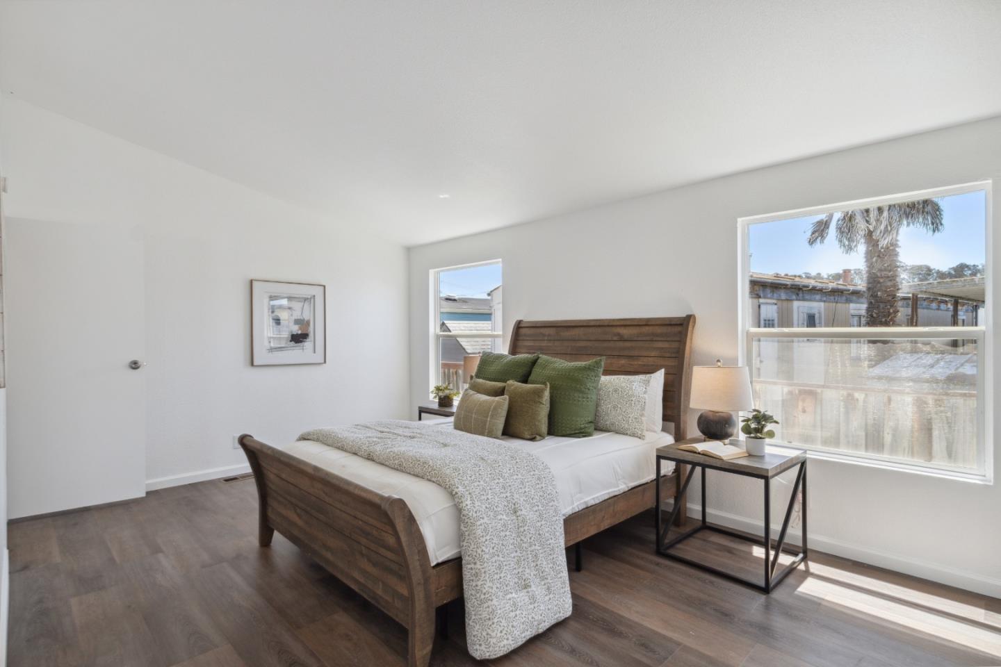 Detail Gallery Image 6 of 33 For 2565 Portola Dr #39,  Santa Cruz,  CA 95062 - 3 Beds | 2 Baths