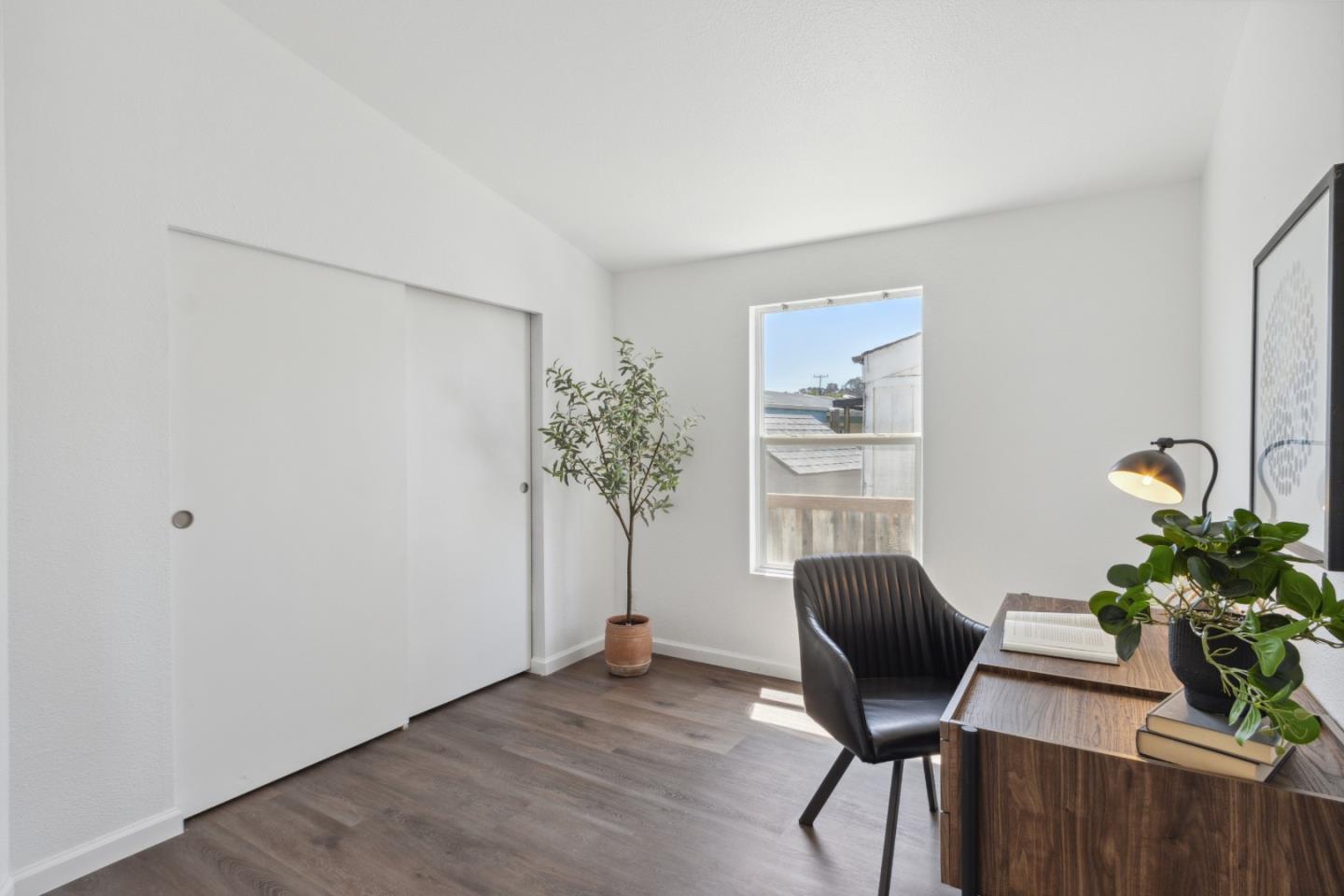 Detail Gallery Image 7 of 33 For 2565 Portola Dr #39,  Santa Cruz,  CA 95062 - 3 Beds | 2 Baths