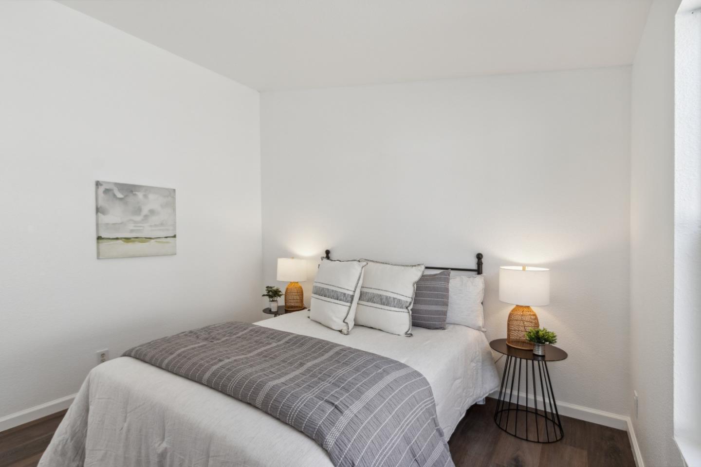 Detail Gallery Image 8 of 33 For 2565 Portola Dr #39,  Santa Cruz,  CA 95062 - 3 Beds | 2 Baths