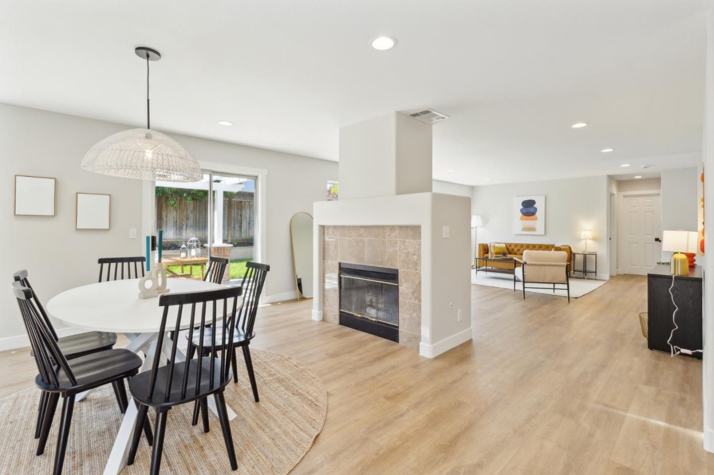 Detail Gallery Image 17 of 58 For 6371 Blackberry Ct, Gilroy,  CA 95020 - 5 Beds | 3 Baths