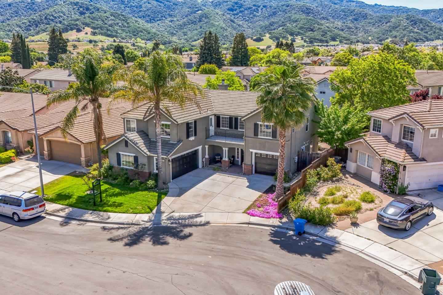 Detail Gallery Image 51 of 58 For 6371 Blackberry Ct, Gilroy,  CA 95020 - 5 Beds | 3 Baths