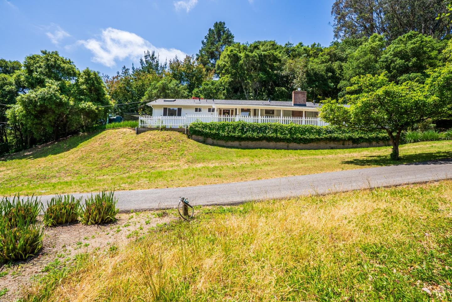 Detail Gallery Image 31 of 40 For 9 Nunes Rd, Watsonville,  CA 95076 - 3 Beds | 2 Baths