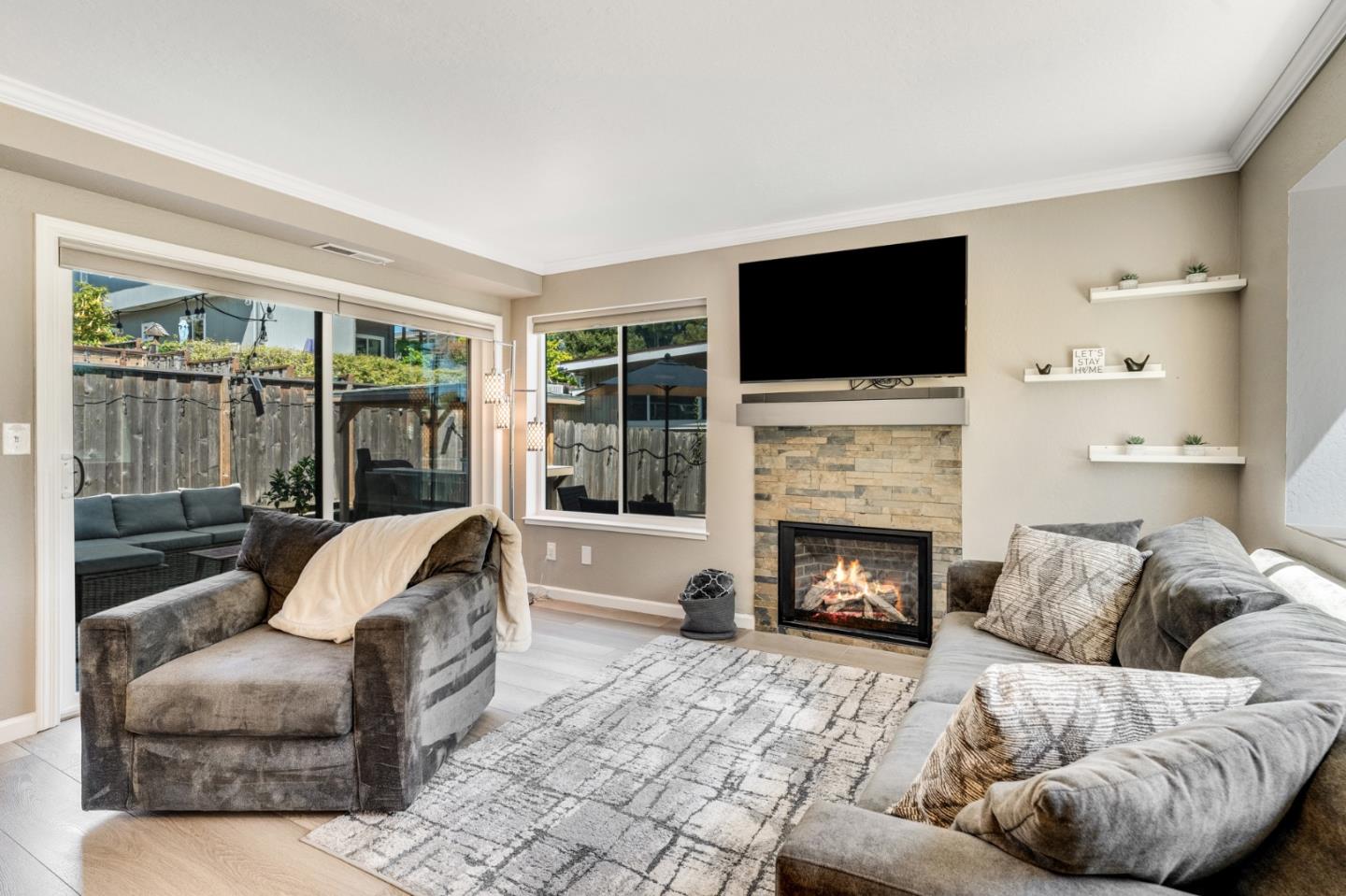 Detail Gallery Image 15 of 46 For 3054 Aptos Hill Ln, Aptos,  CA 95003 - 3 Beds | 2/1 Baths