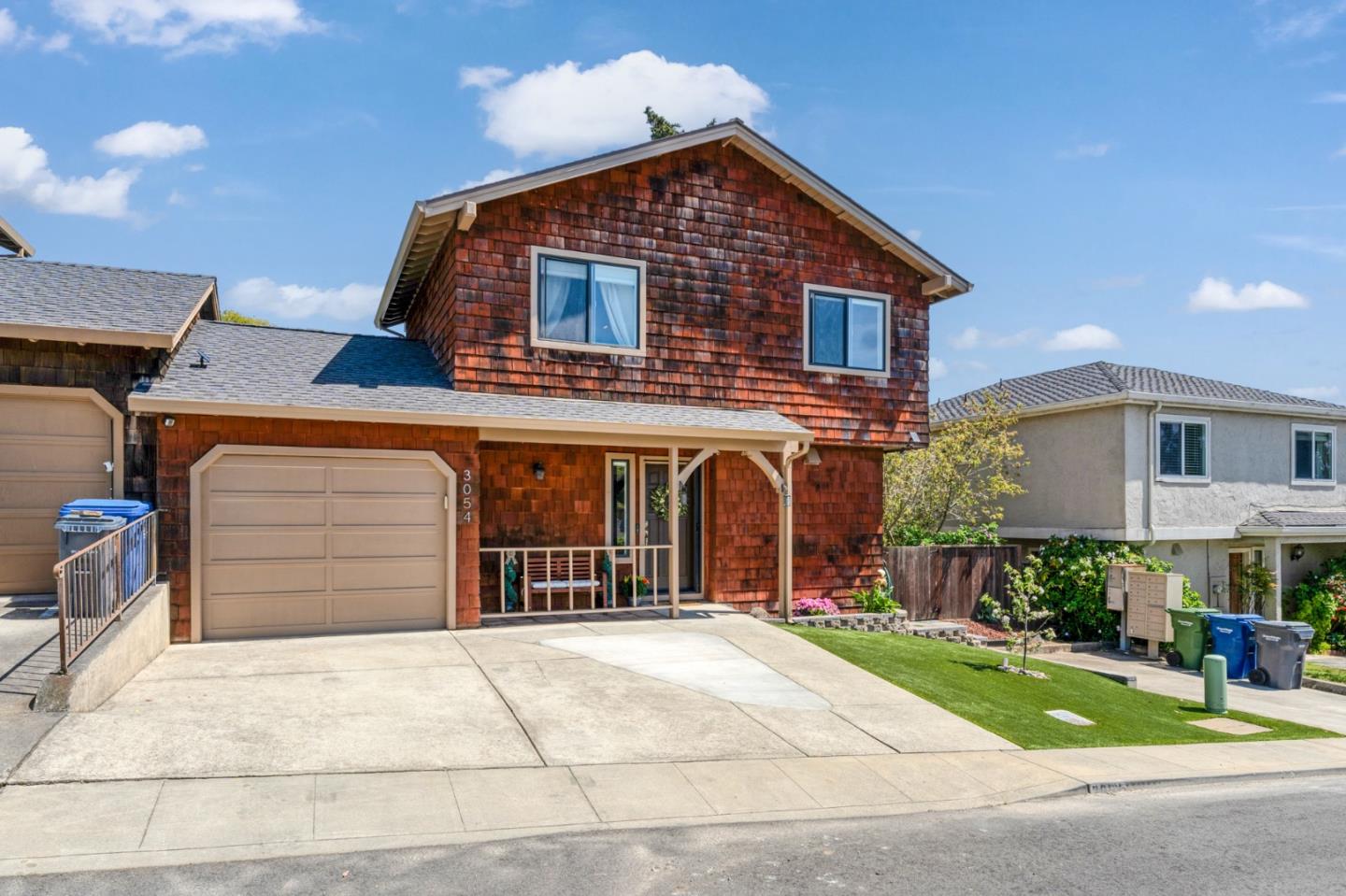 Detail Gallery Image 2 of 46 For 3054 Aptos Hill Ln, Aptos,  CA 95003 - 3 Beds | 2/1 Baths