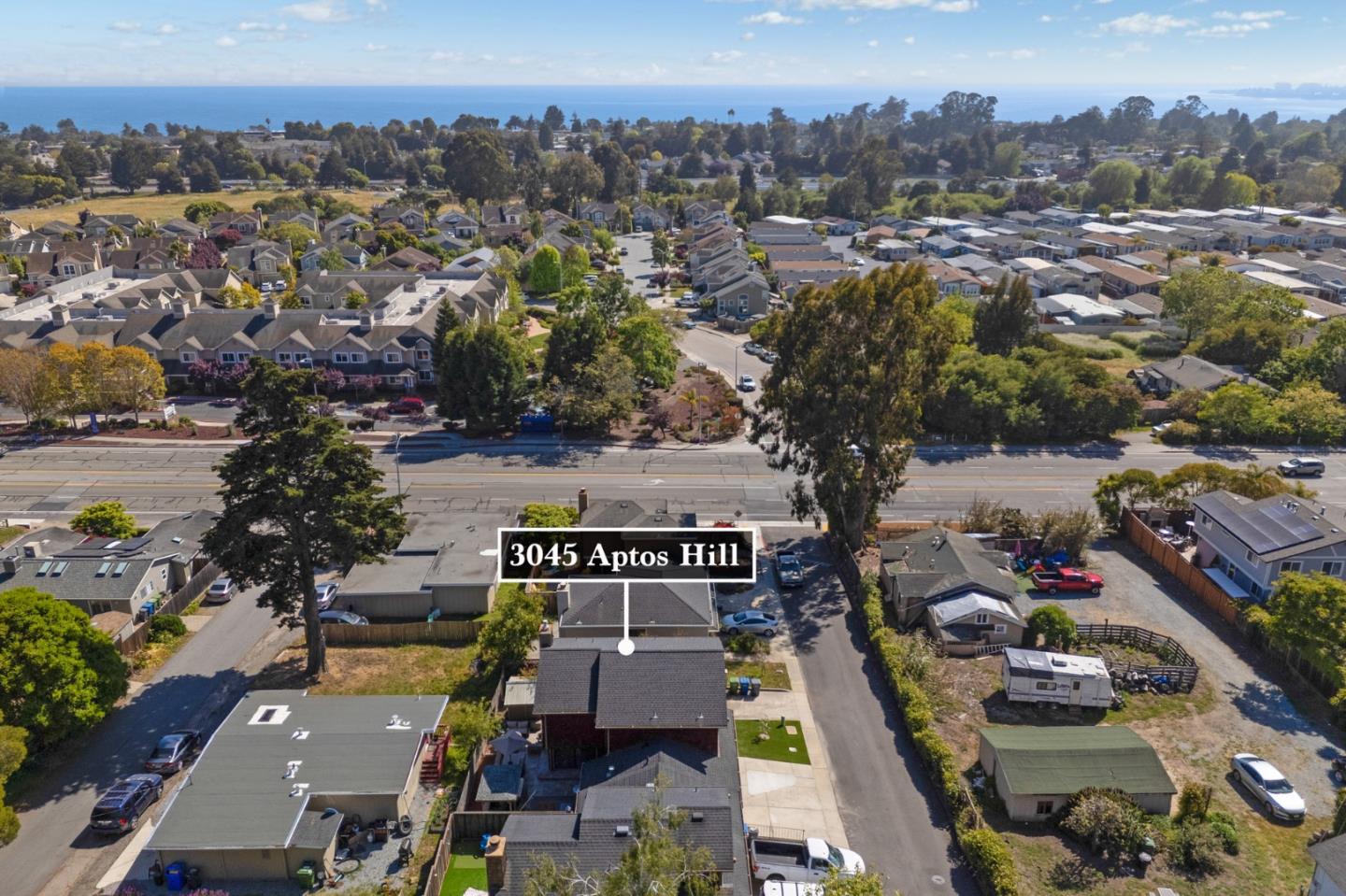 Detail Gallery Image 42 of 46 For 3054 Aptos Hill Ln, Aptos,  CA 95003 - 3 Beds | 2/1 Baths