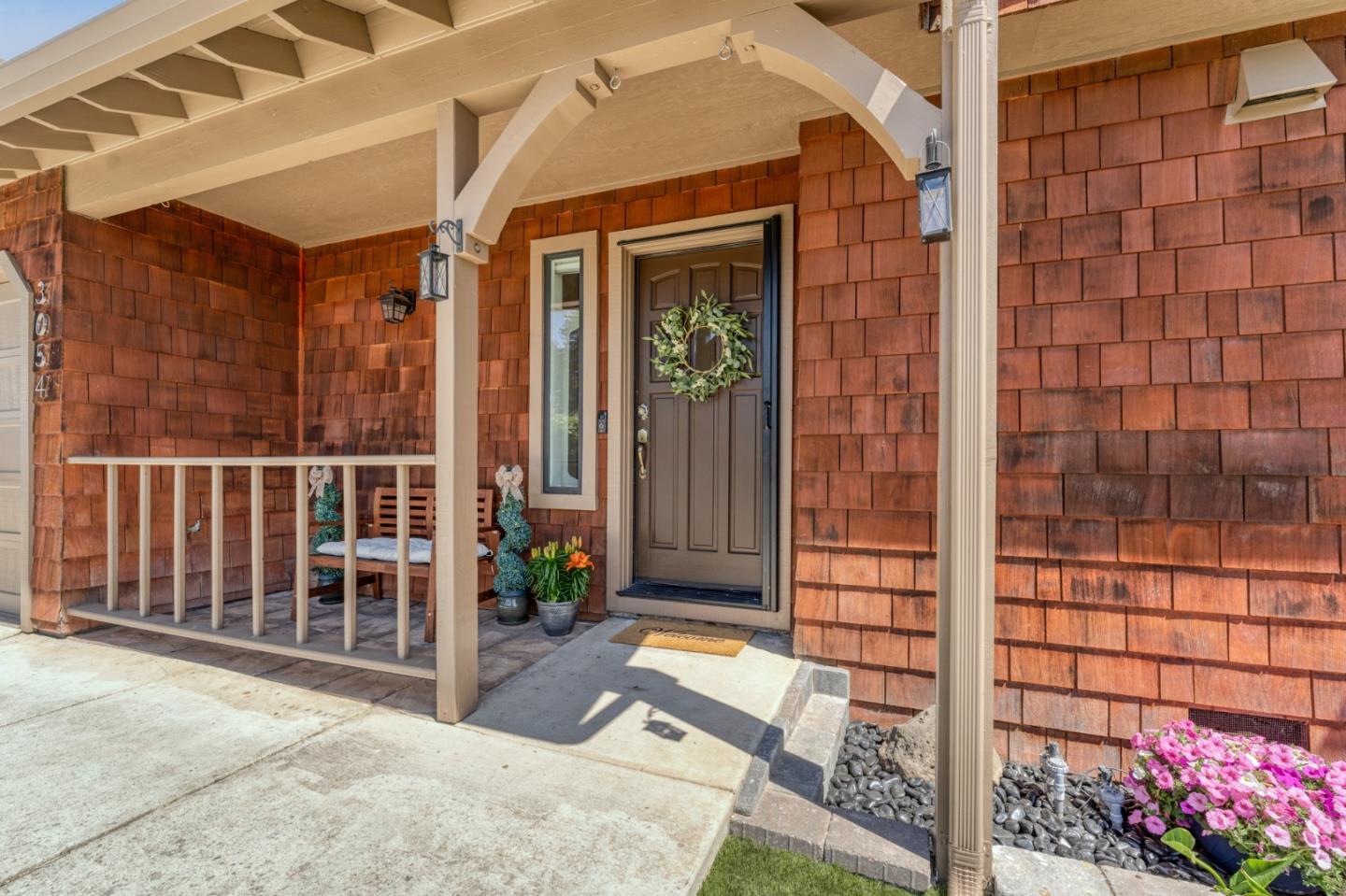 Detail Gallery Image 5 of 46 For 3054 Aptos Hill Ln, Aptos,  CA 95003 - 3 Beds | 2/1 Baths