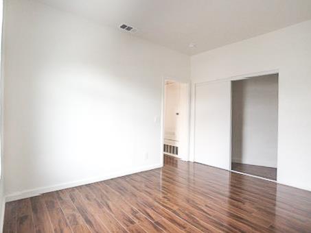 Detail Gallery Image 10 of 12 For 212 Village Ln a,  Daly City,  CA 94015 - 2 Beds | 1 Baths