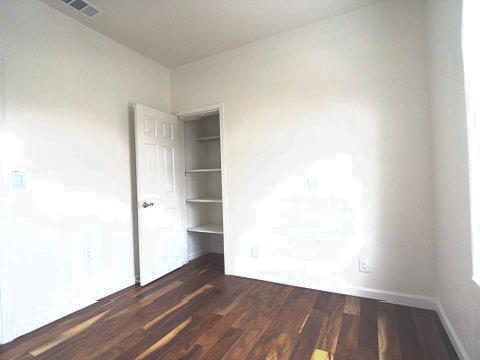 Detail Gallery Image 11 of 12 For 212 Village Ln a,  Daly City,  CA 94015 - 2 Beds | 1 Baths