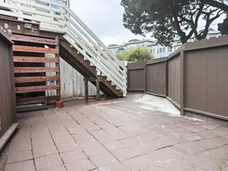 Detail Gallery Image 3 of 12 For 212 Village Ln a,  Daly City,  CA 94015 - 2 Beds | 1 Baths