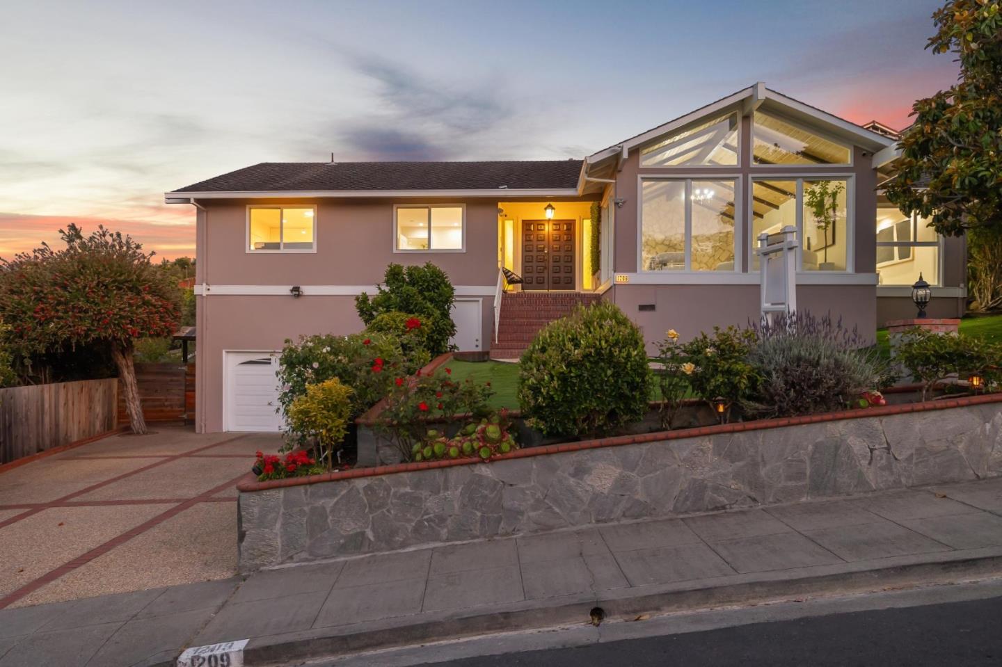 Detail Gallery Image 2 of 59 For 1209 Lake St, Millbrae,  CA 94030 - 6 Beds | 5/1 Baths