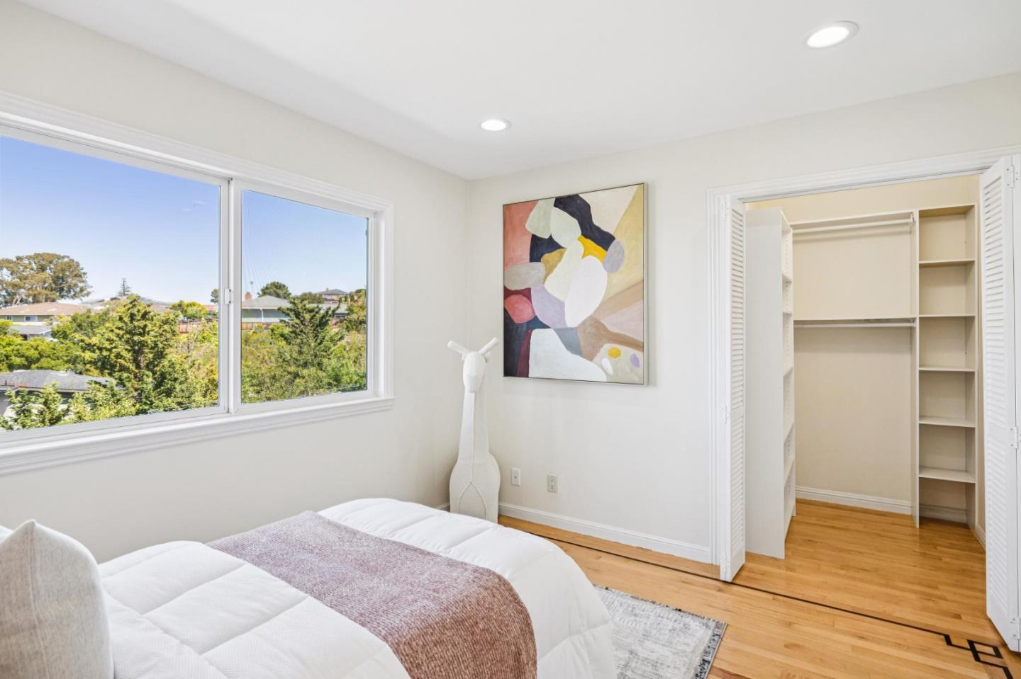 Detail Gallery Image 30 of 59 For 1209 Lake St, Millbrae,  CA 94030 - 6 Beds | 5/1 Baths
