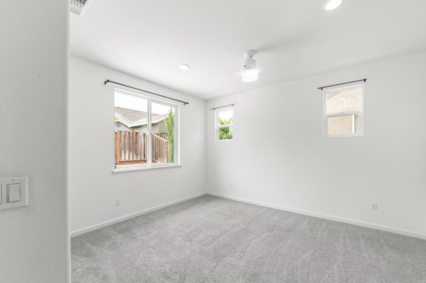 Detail Gallery Image 24 of 51 For 1219 Steinbeck Dr, Hollister,  CA 95023 - 3 Beds | 2 Baths
