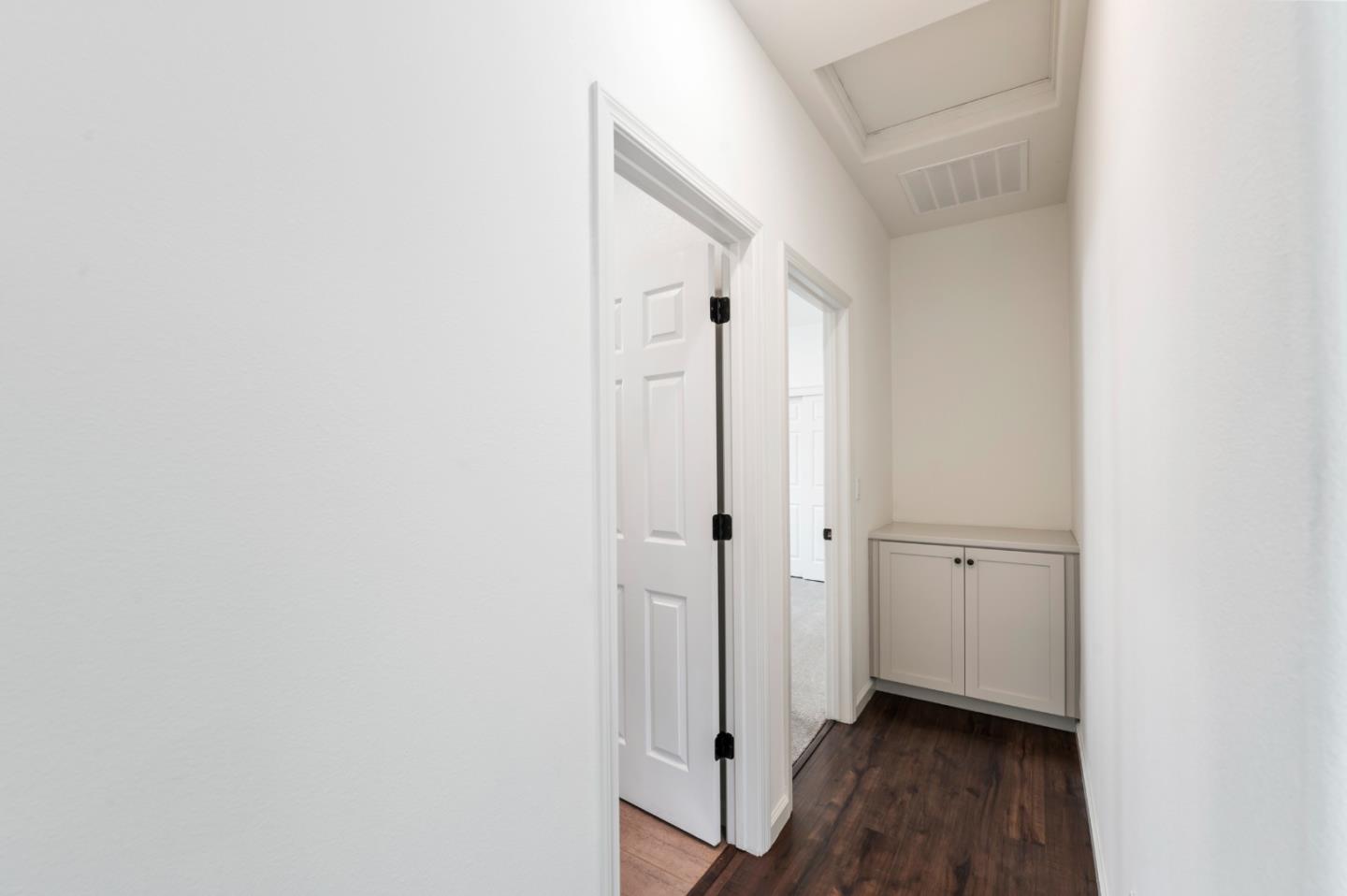 Detail Gallery Image 26 of 51 For 1219 Steinbeck Dr, Hollister,  CA 95023 - 3 Beds | 2 Baths
