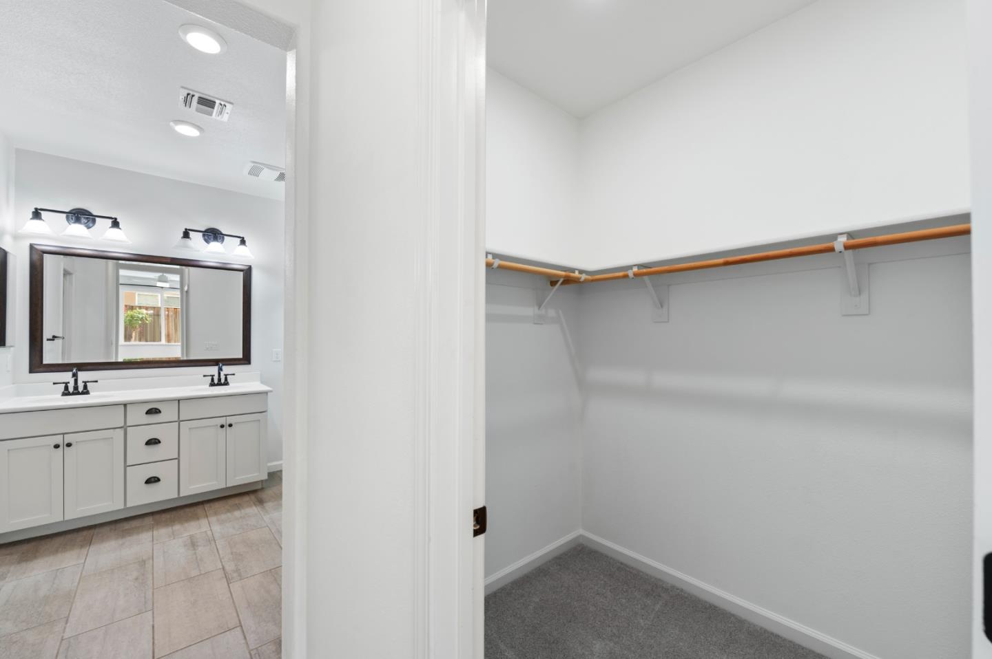 Detail Gallery Image 37 of 51 For 1219 Steinbeck Dr, Hollister,  CA 95023 - 3 Beds | 2 Baths