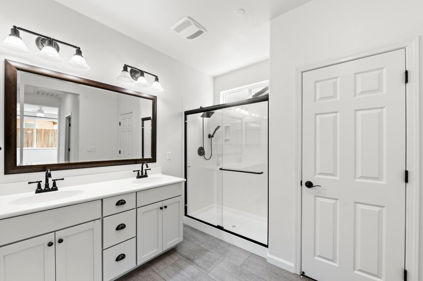 Detail Gallery Image 39 of 51 For 1219 Steinbeck Dr, Hollister,  CA 95023 - 3 Beds | 2 Baths