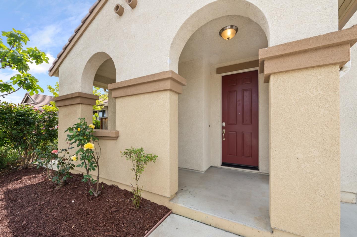 Detail Gallery Image 5 of 51 For 1219 Steinbeck Dr, Hollister,  CA 95023 - 3 Beds | 2 Baths
