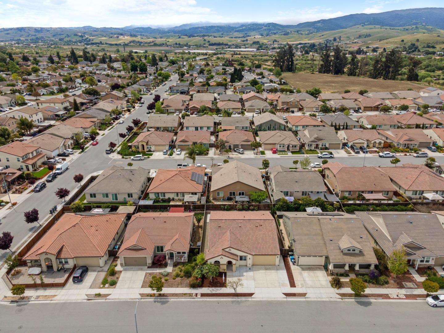 Detail Gallery Image 51 of 51 For 1219 Steinbeck Dr, Hollister,  CA 95023 - 3 Beds | 2 Baths