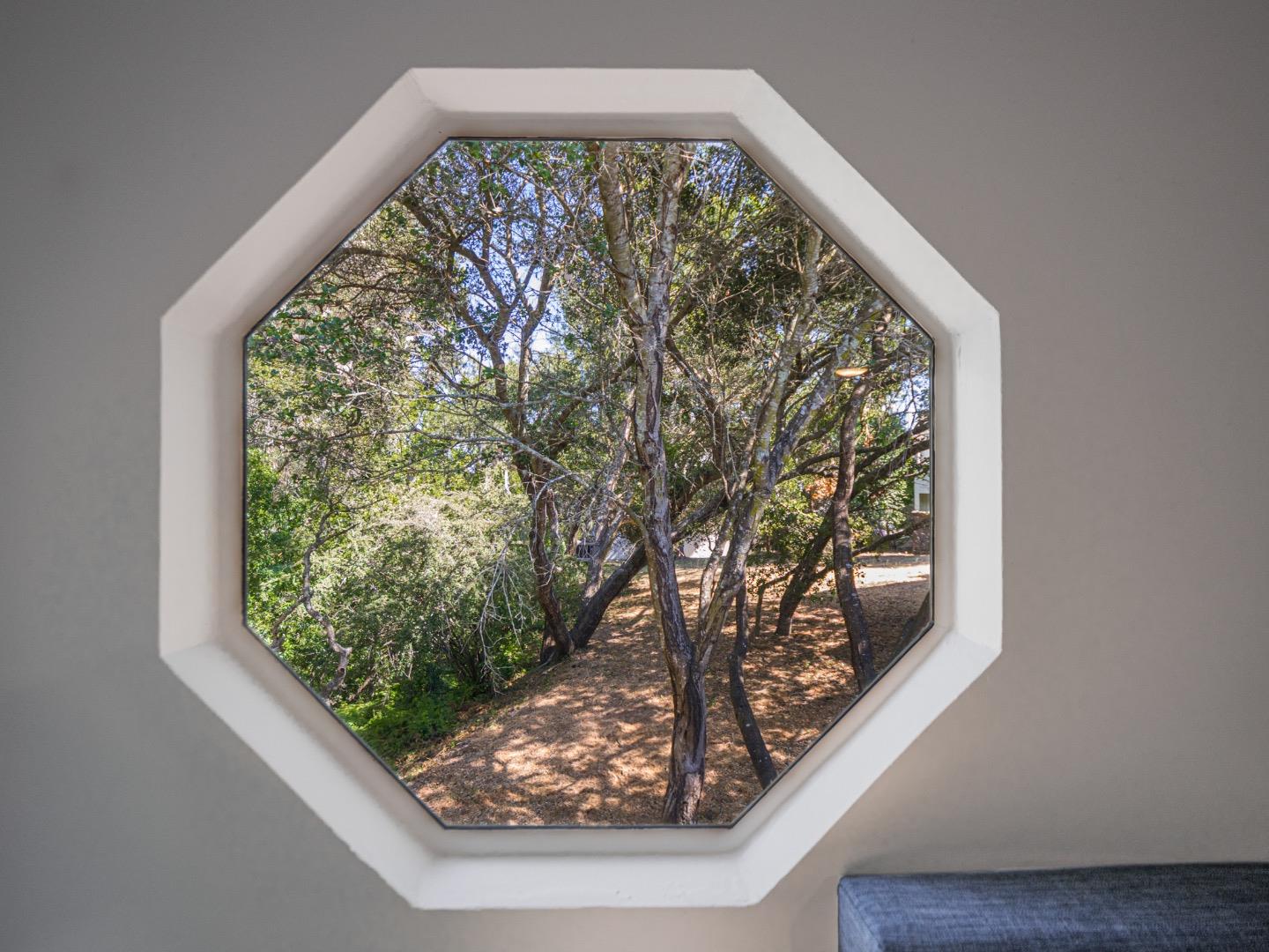 Detail Gallery Image 22 of 39 For 3410 Kenilworth Ln, Santa Cruz,  CA 95065 - 2 Beds | 2/1 Baths