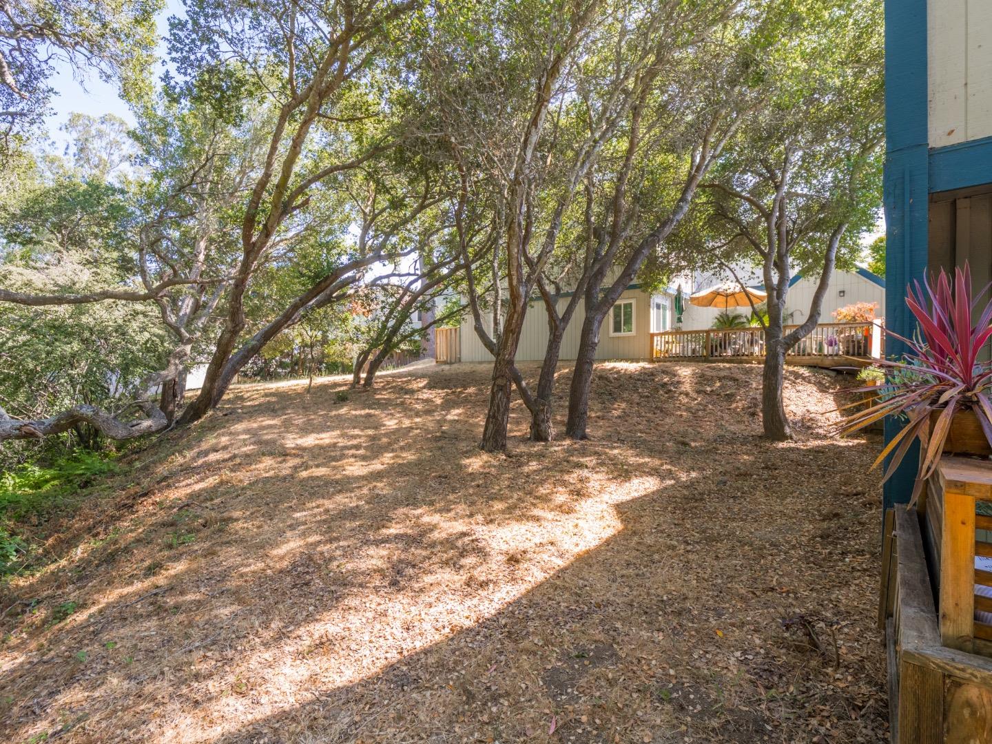 Detail Gallery Image 33 of 39 For 3410 Kenilworth Ln, Santa Cruz,  CA 95065 - 2 Beds | 2/1 Baths