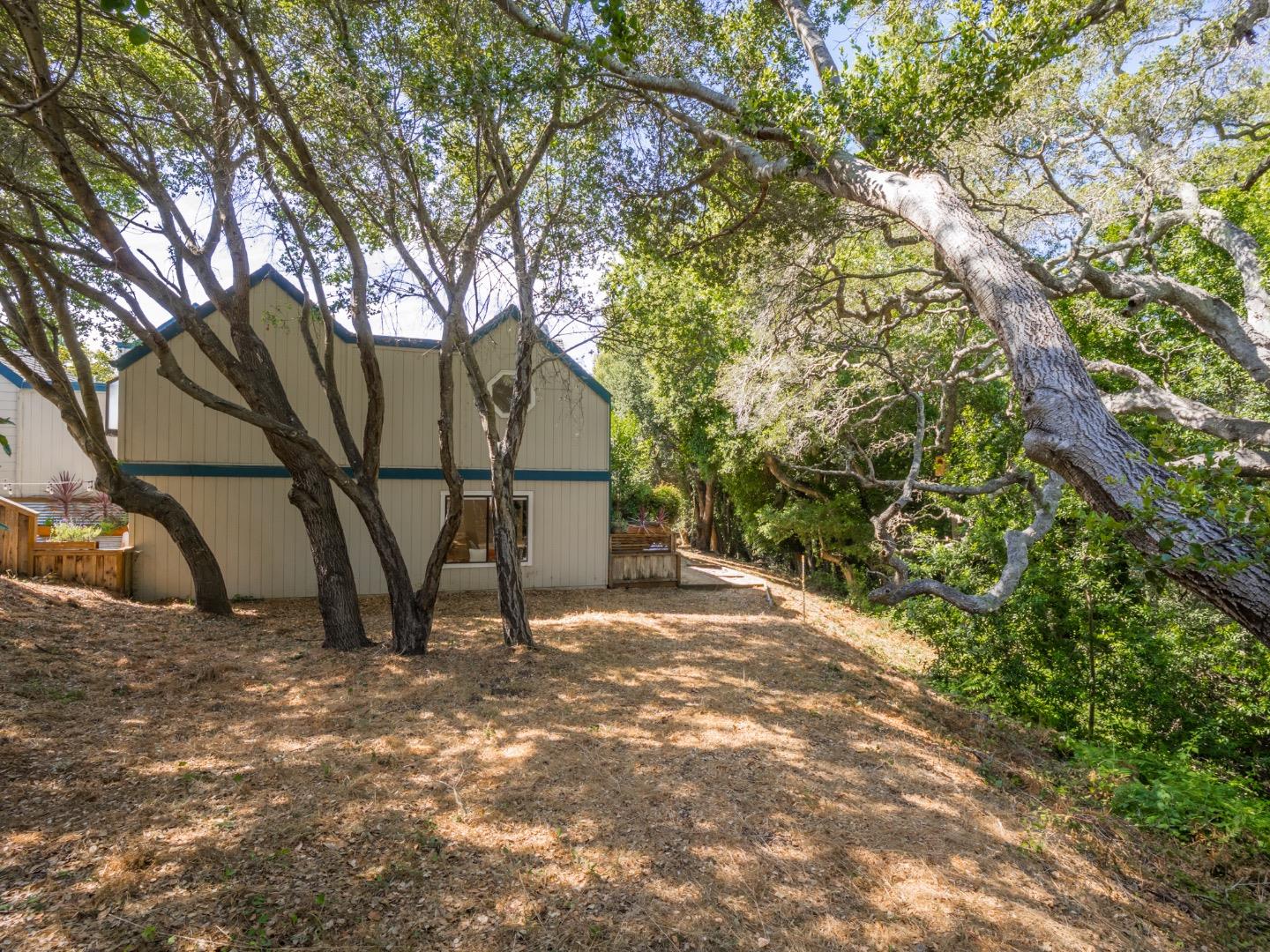 Detail Gallery Image 34 of 39 For 3410 Kenilworth Ln, Santa Cruz,  CA 95065 - 2 Beds | 2/1 Baths