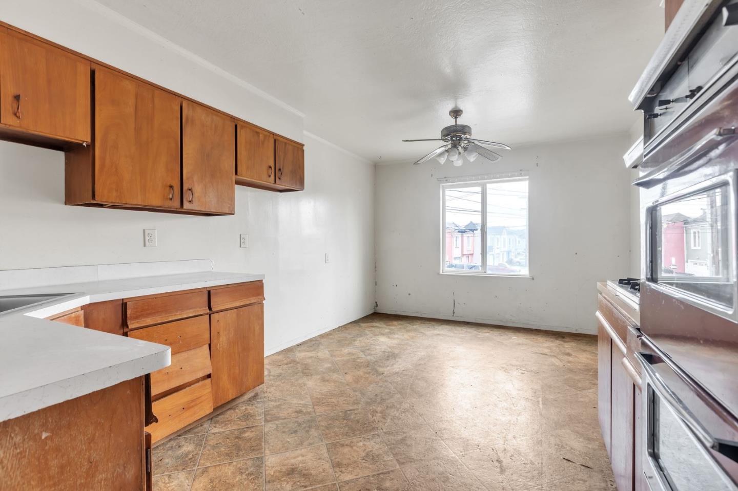 property-img