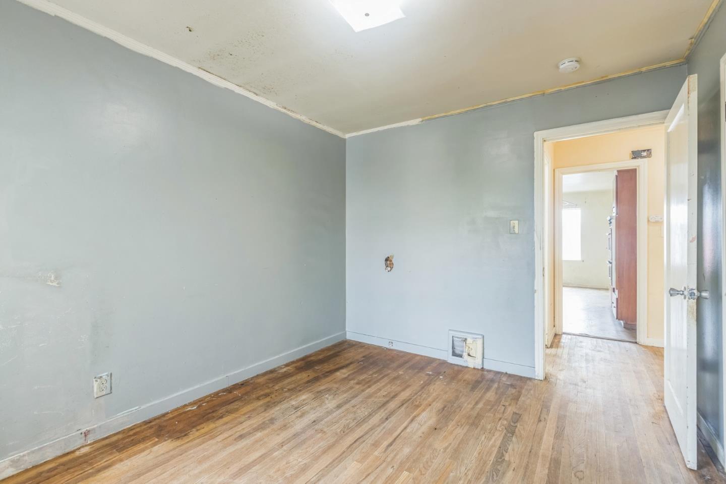 property-img