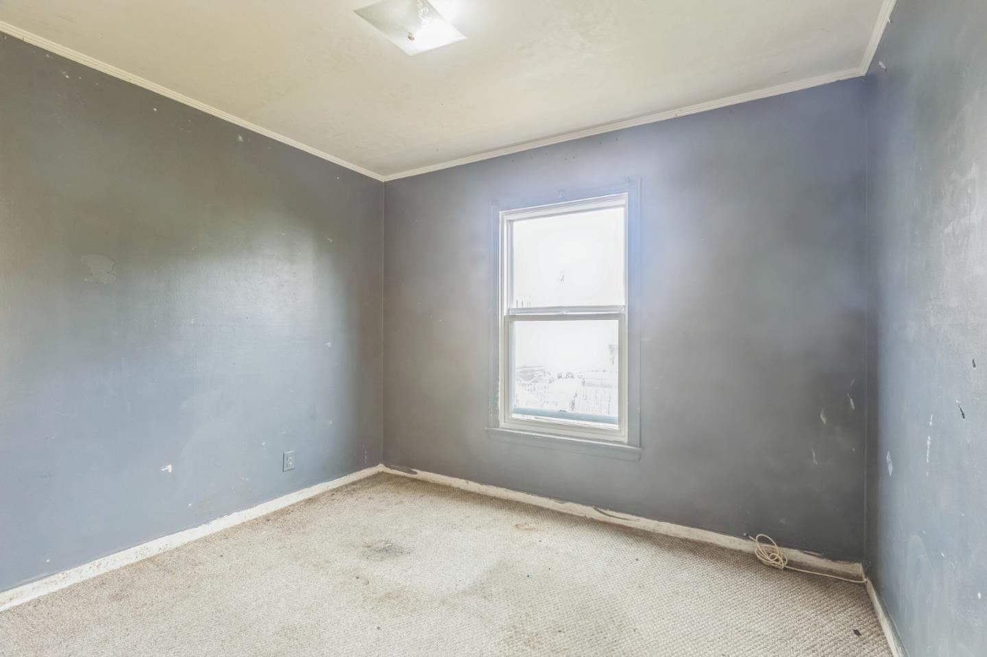 property-img