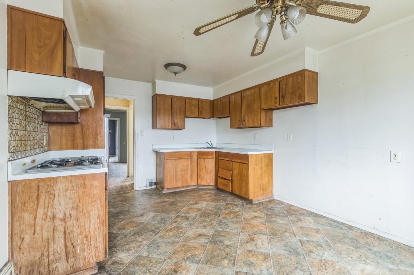 property-img