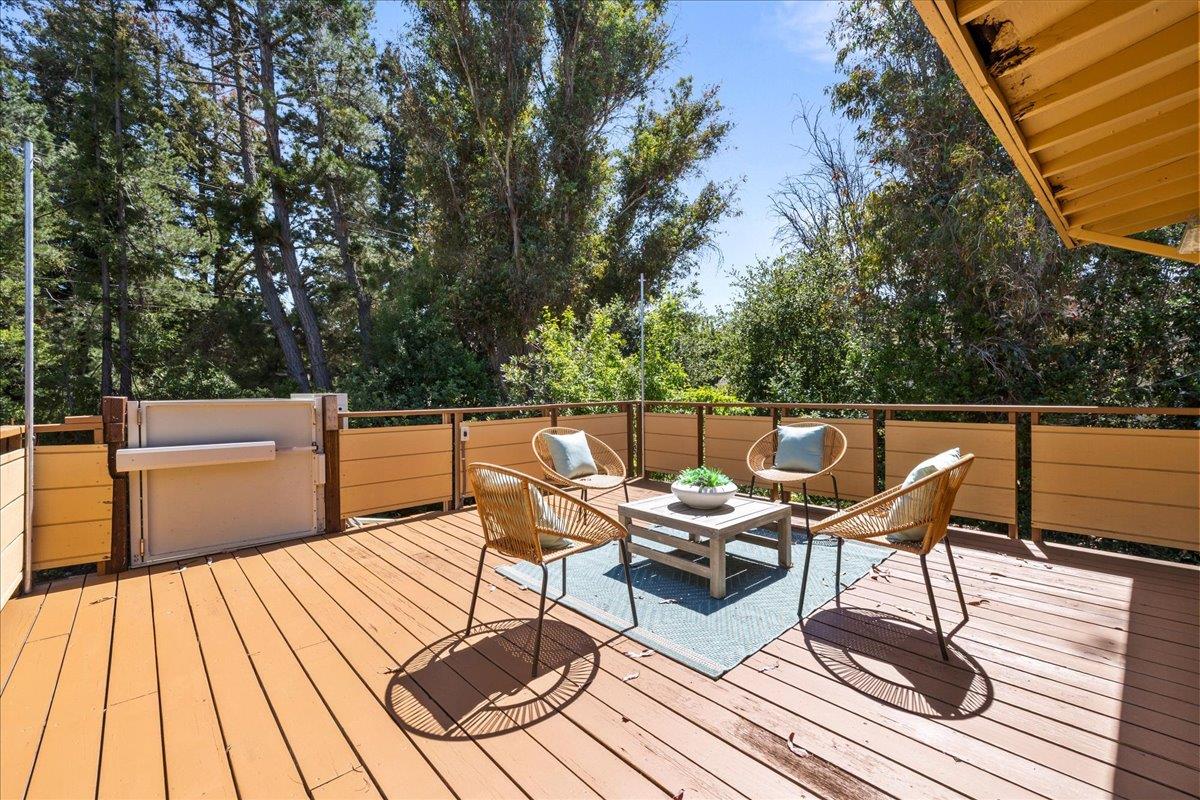 Detail Gallery Image 10 of 47 For 26388 Ginny Ln, Los Altos Hills,  CA 94022 - 5 Beds | 3 Baths