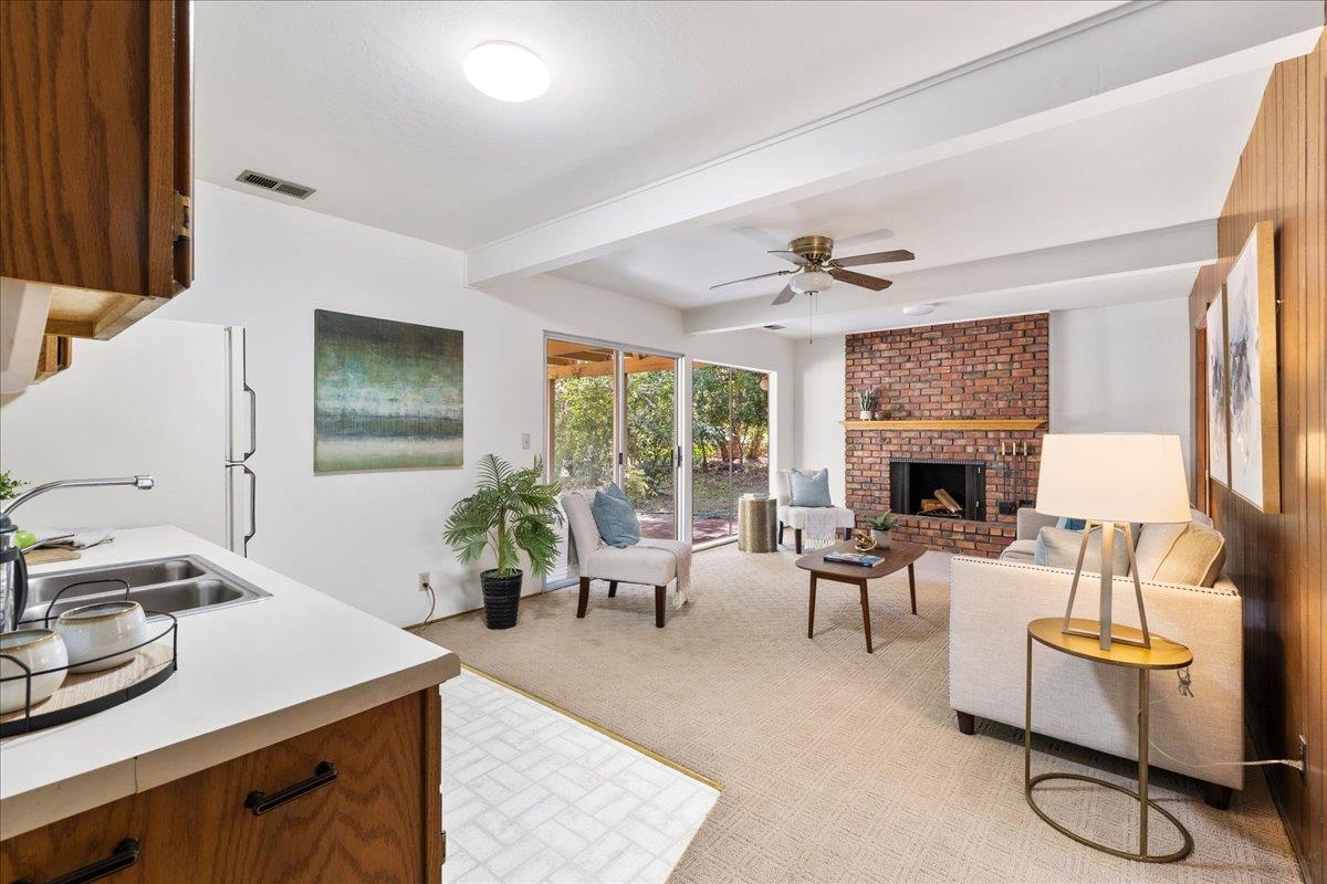 Detail Gallery Image 22 of 47 For 26388 Ginny Ln, Los Altos Hills,  CA 94022 - 5 Beds | 3 Baths