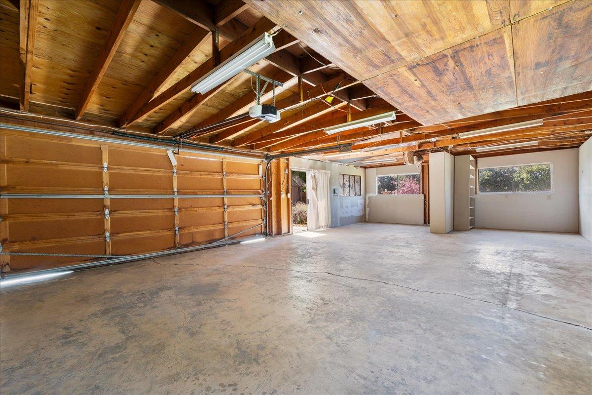 Detail Gallery Image 33 of 47 For 26388 Ginny Ln, Los Altos Hills,  CA 94022 - 5 Beds | 3 Baths