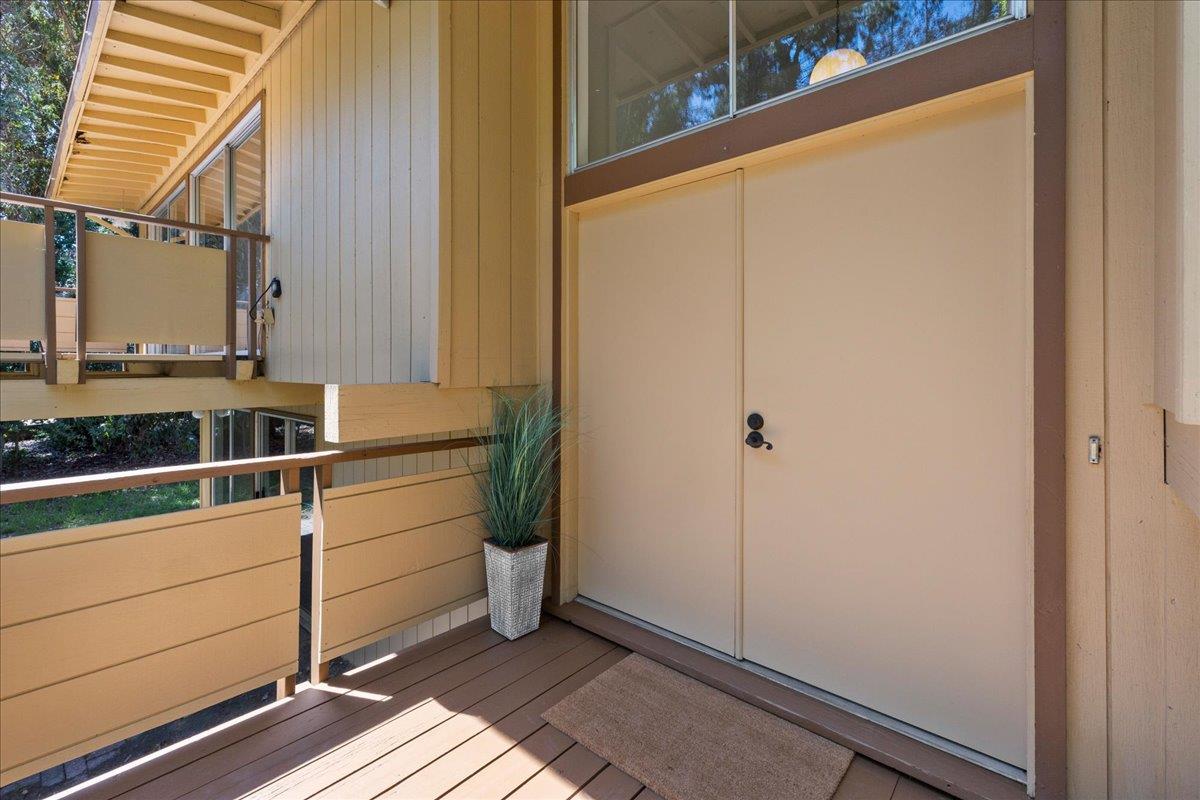 Detail Gallery Image 4 of 47 For 26388 Ginny Ln, Los Altos Hills,  CA 94022 - 5 Beds | 3 Baths