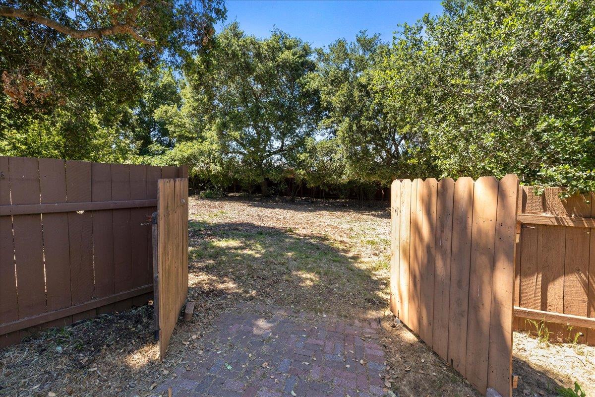 Detail Gallery Image 40 of 47 For 26388 Ginny Ln, Los Altos Hills,  CA 94022 - 5 Beds | 3 Baths
