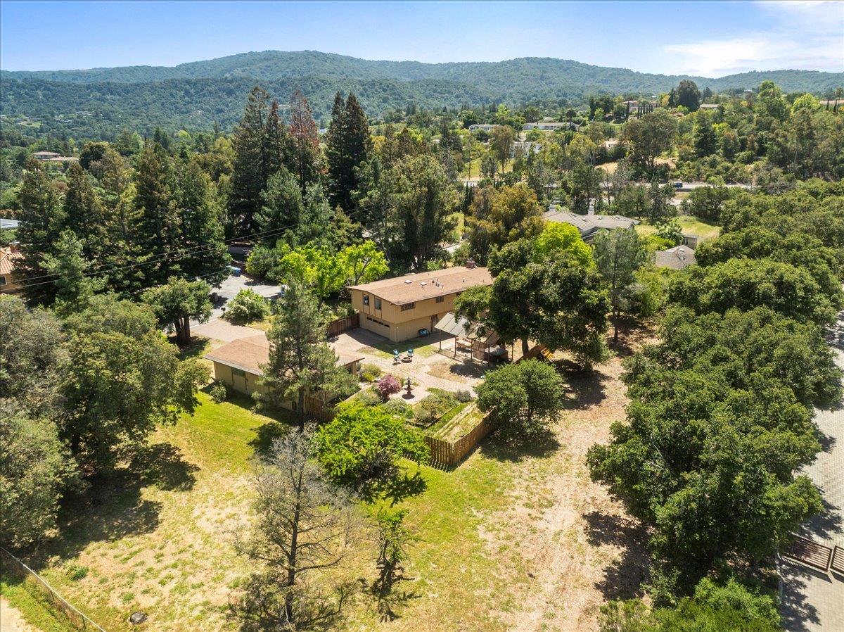 Detail Gallery Image 46 of 47 For 26388 Ginny Ln, Los Altos Hills,  CA 94022 - 5 Beds | 3 Baths