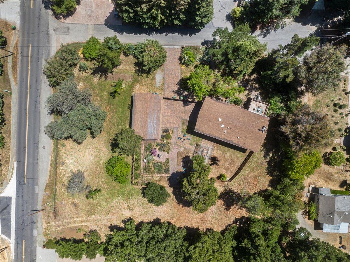 Detail Gallery Image 47 of 47 For 26388 Ginny Ln, Los Altos Hills,  CA 94022 - 5 Beds | 3 Baths