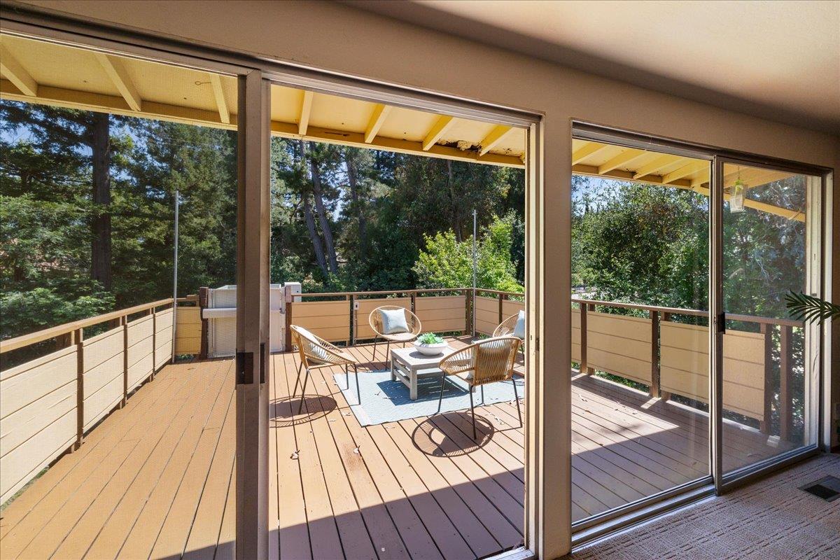 Detail Gallery Image 9 of 47 For 26388 Ginny Ln, Los Altos Hills,  CA 94022 - 5 Beds | 3 Baths