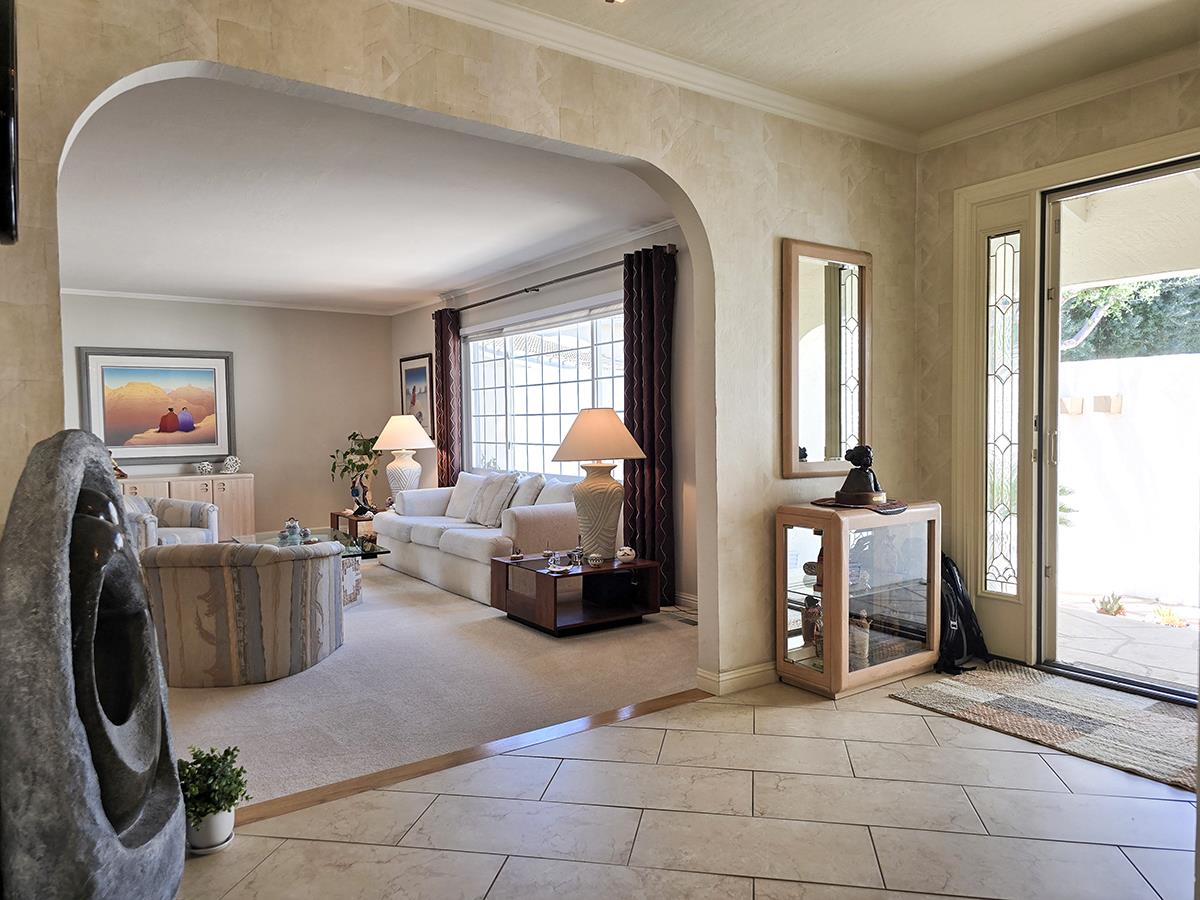 Detail Gallery Image 8 of 52 For 6128 Corte De La Reina, San Jose,  CA 95120 - 4 Beds | 3 Baths