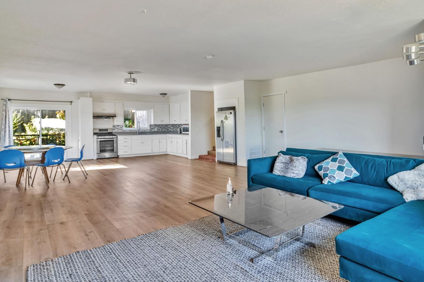 Detail Gallery Image 13 of 63 For 5915 Alpine Rd, San Pablo,  CA 94806 - 4 Beds | 2 Baths