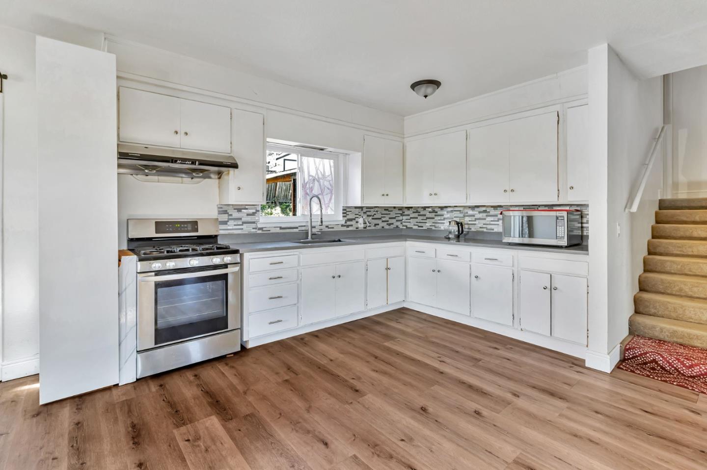 Detail Gallery Image 15 of 63 For 5915 Alpine Rd, San Pablo,  CA 94806 - 4 Beds | 2 Baths