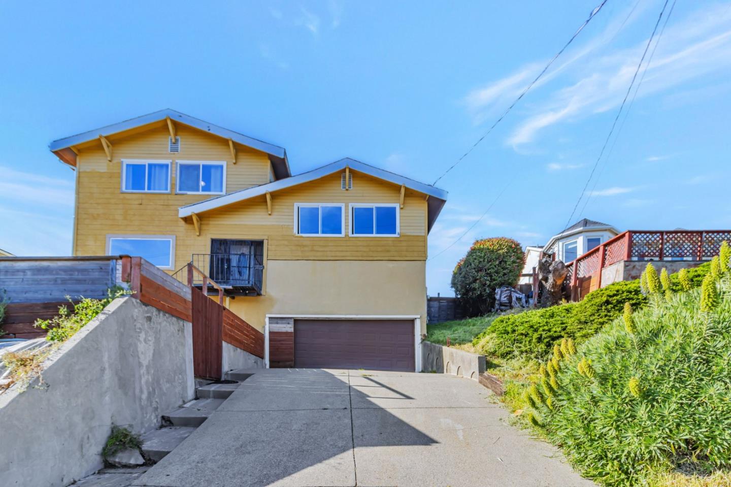 Detail Gallery Image 3 of 63 For 5915 Alpine Rd, San Pablo,  CA 94806 - 4 Beds | 2 Baths