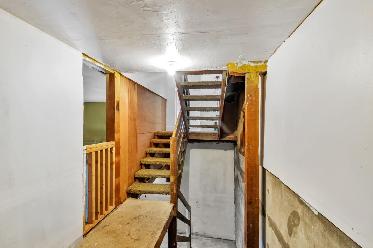 Detail Gallery Image 39 of 63 For 5915 Alpine Rd, San Pablo,  CA 94806 - 4 Beds | 2 Baths