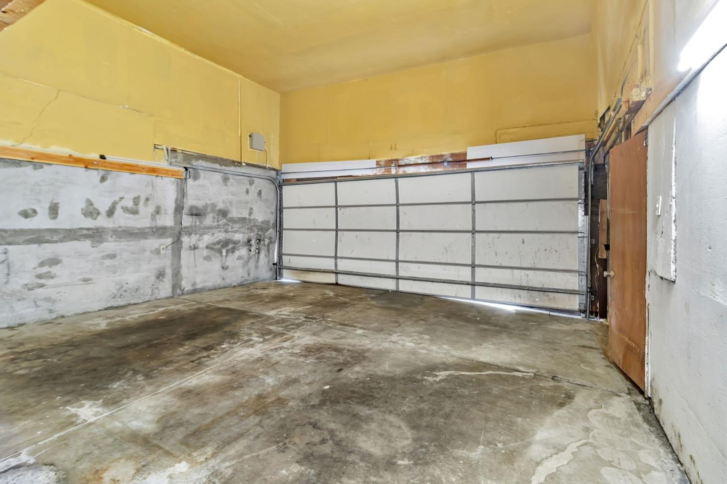 Detail Gallery Image 40 of 63 For 5915 Alpine Rd, San Pablo,  CA 94806 - 4 Beds | 2 Baths