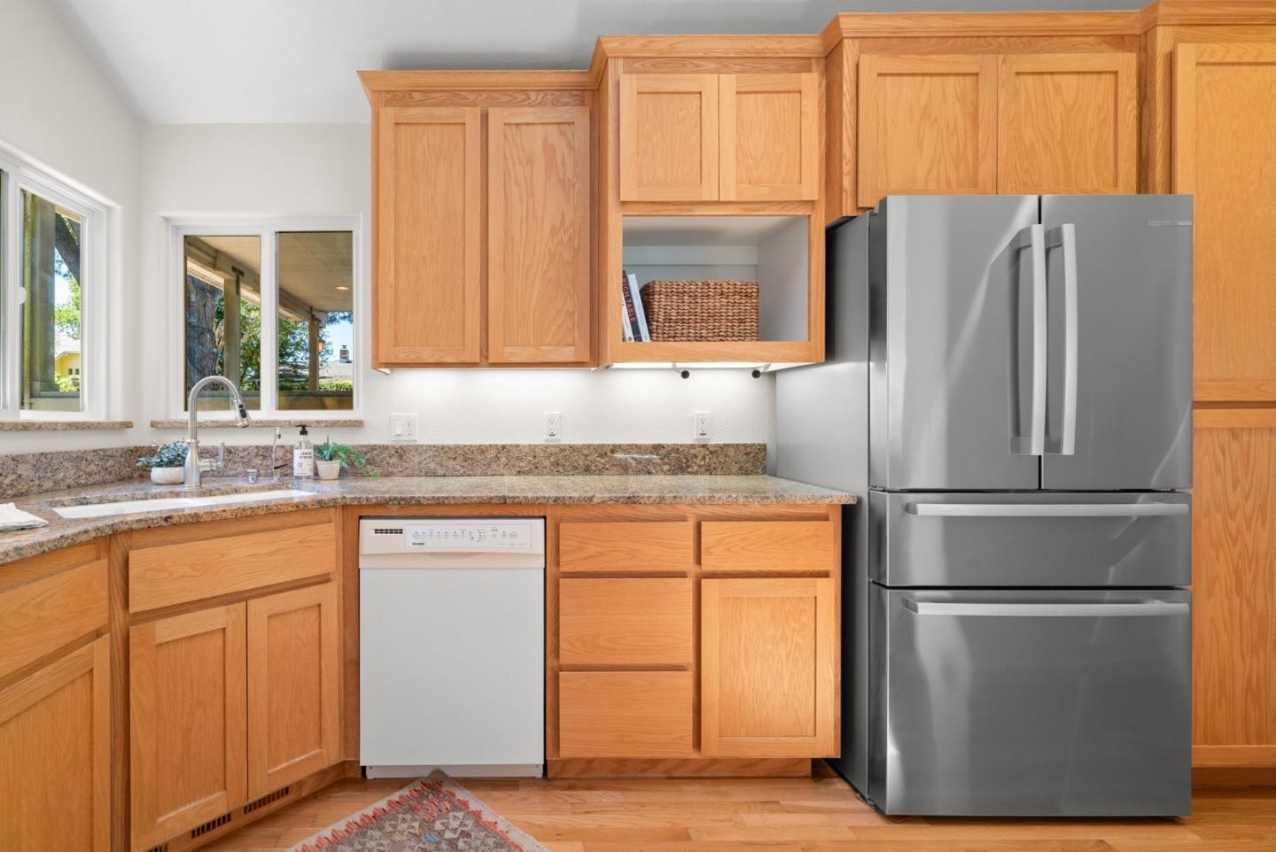 Detail Gallery Image 12 of 51 For 562 Cuesta Dr, Aptos,  CA 95003 - 3 Beds | 2/1 Baths