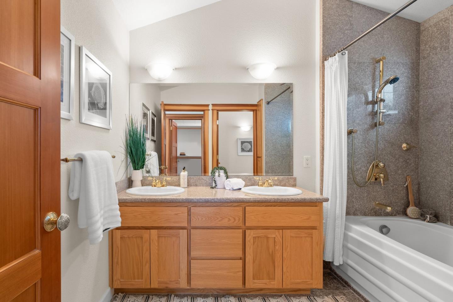 Detail Gallery Image 23 of 51 For 562 Cuesta Dr, Aptos,  CA 95003 - 3 Beds | 2/1 Baths