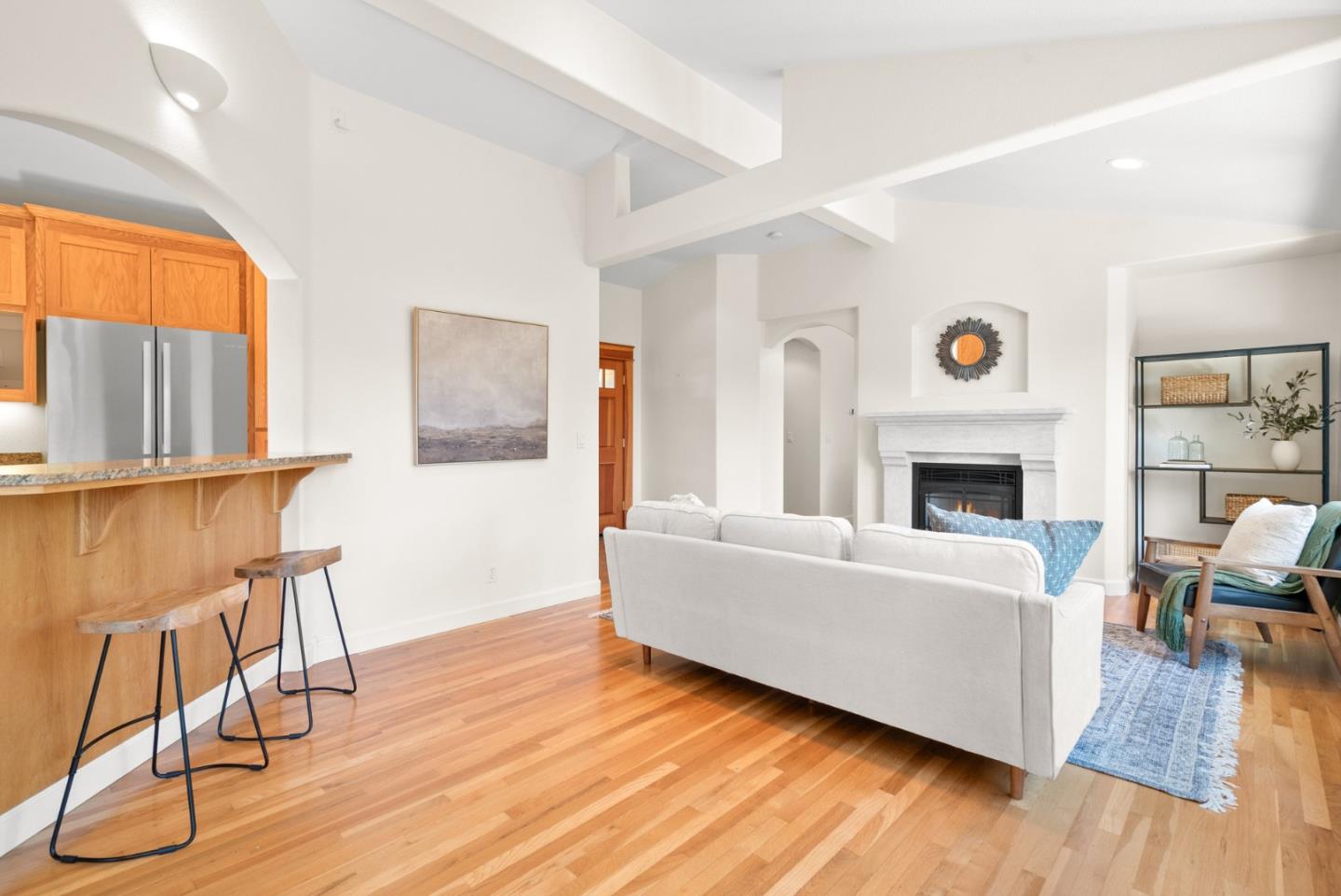 Detail Gallery Image 7 of 51 For 562 Cuesta Dr, Aptos,  CA 95003 - 3 Beds | 2/1 Baths