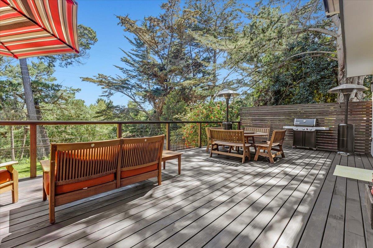 Detail Gallery Image 22 of 27 For 541 Dry Creek Rd, Monterey,  CA 93940 - 5 Beds | 4 Baths