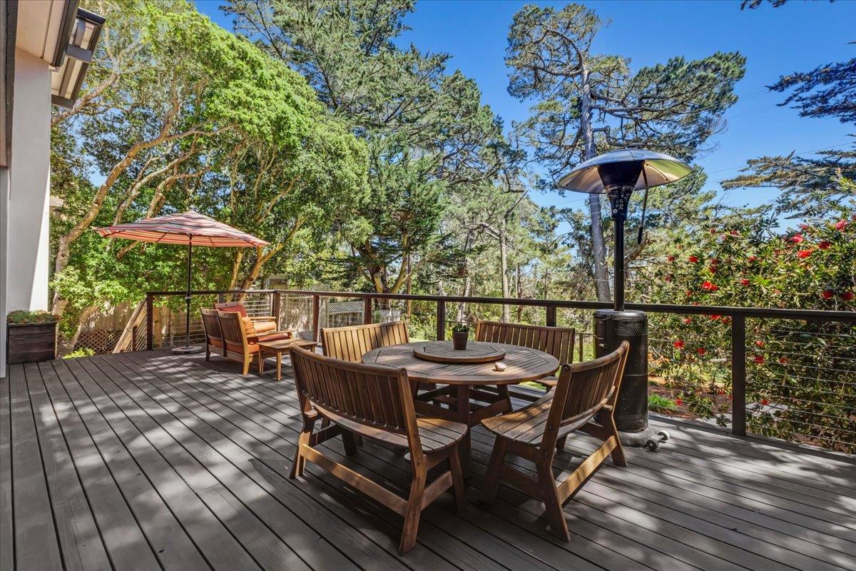 Detail Gallery Image 23 of 27 For 541 Dry Creek Rd, Monterey,  CA 93940 - 5 Beds | 4 Baths