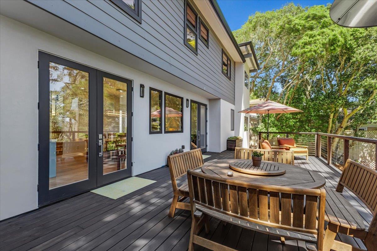Detail Gallery Image 24 of 27 For 541 Dry Creek Rd, Monterey,  CA 93940 - 5 Beds | 4 Baths