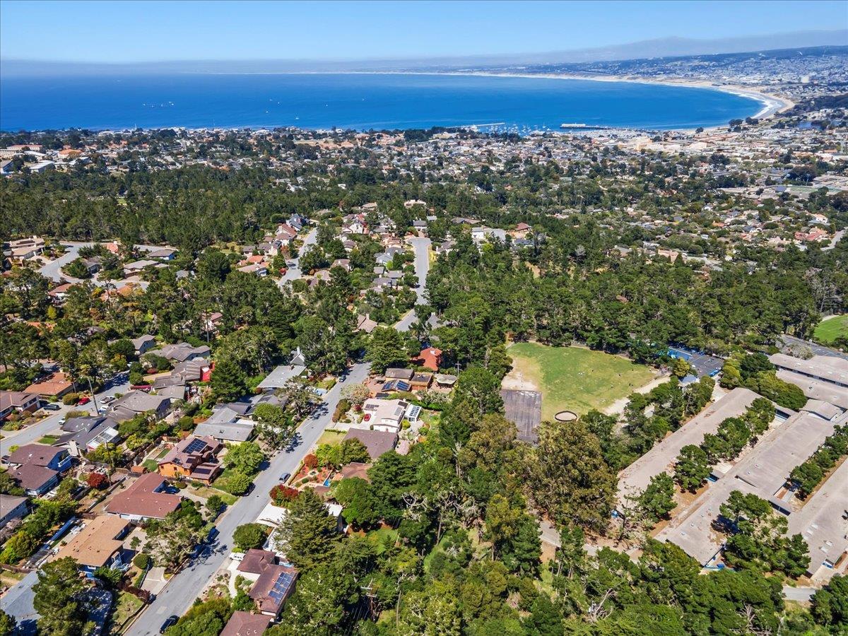Detail Gallery Image 27 of 27 For 541 Dry Creek Rd, Monterey,  CA 93940 - 5 Beds | 4 Baths