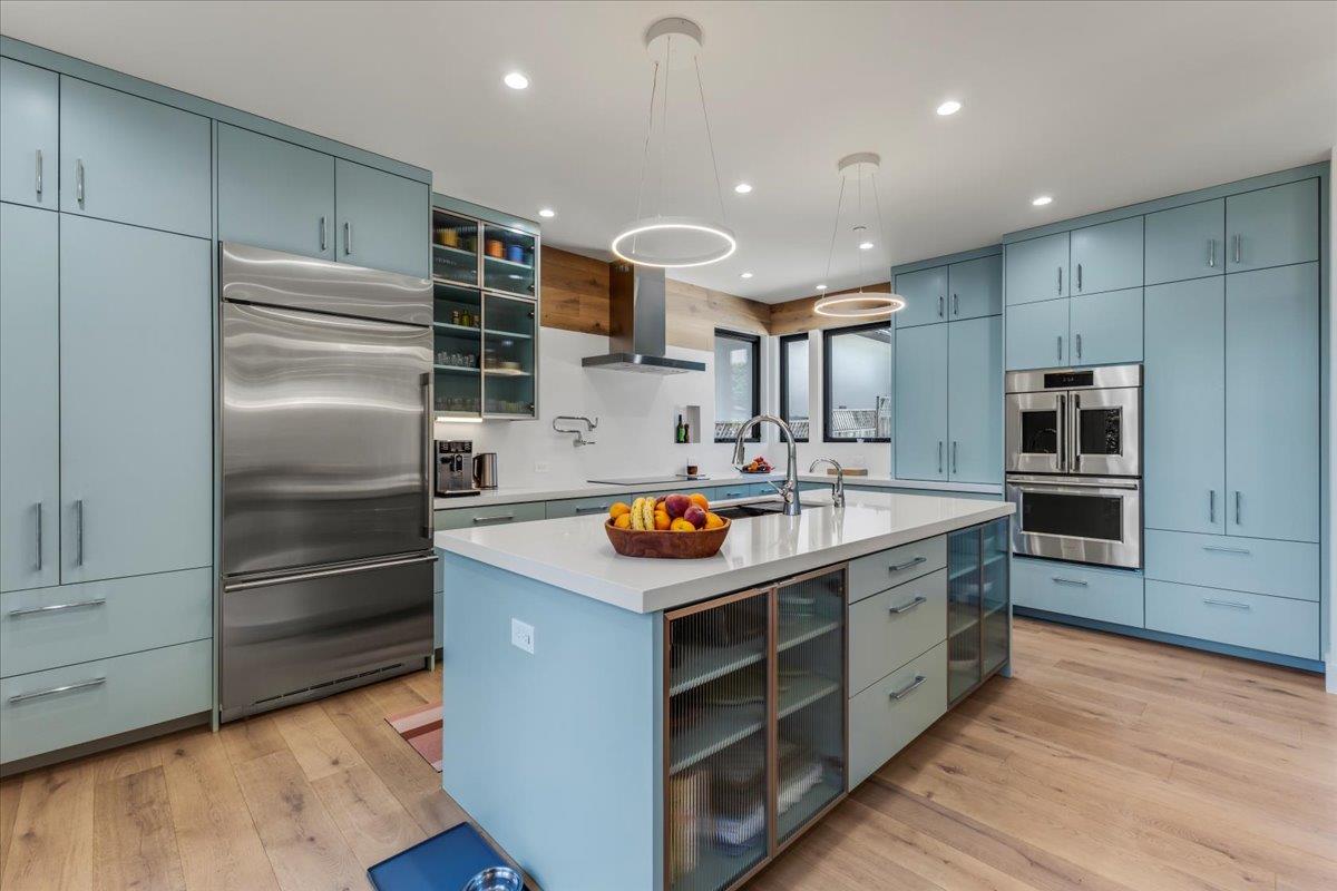 Detail Gallery Image 5 of 27 For 541 Dry Creek Rd, Monterey,  CA 93940 - 5 Beds | 4 Baths